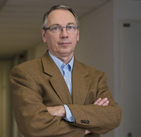 Péter Simon